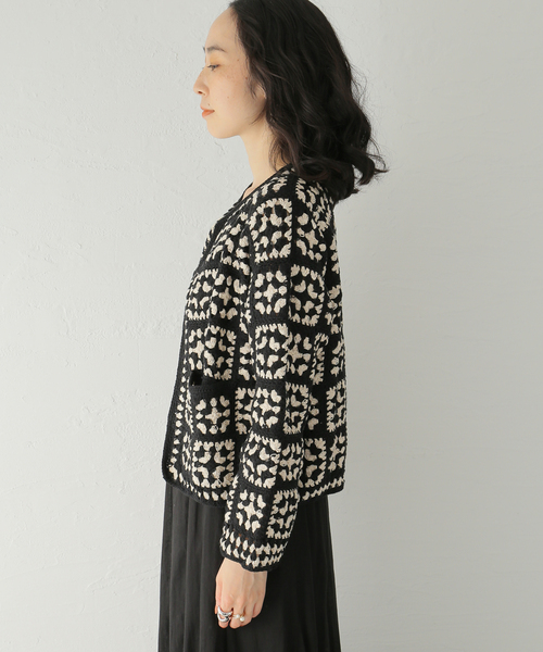 JOURNAL STANDARD(ジャーナルスタンダード)の「コットンクロシェカーディガン(カーディガン/ボレロ・レディース・ブラック/レッド・FREE)」の4枚目の写真