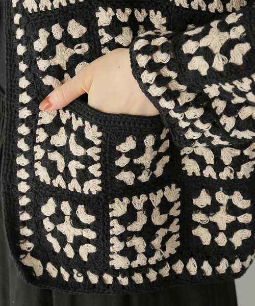 JOURNAL STANDARD(ジャーナルスタンダード)の「コットンクロシェカーディガン(カーディガン/ボレロ・レディース・ブラック/レッド・FREE)」の22枚目の写真