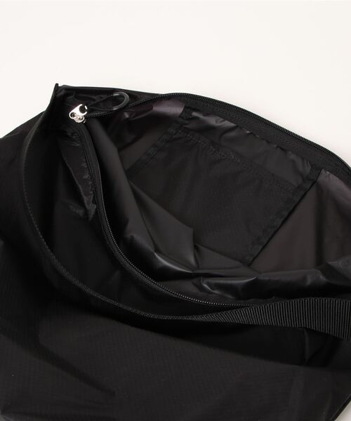 SABLE CLUTCH（セーブルクラッチ）の「ONE&SHOULDER BAG(L) - CORDURA/SEMI CLEAR（ショルダーバッグ）（メッセンジャーバッグ・レディース・ブラック/グレー/カーキ/キャメル・ONE SIZE）」の7枚目の写真