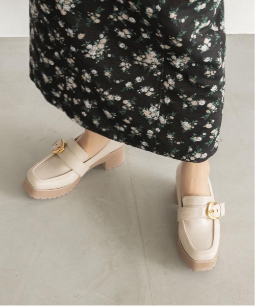 RANDA（ランダ）の「ボリュームソールベルトローファー（ローファー・レディース・ブラック/ダークブラウン/チェック/アイボリー・LL/S/M/L）」の5枚目の写真