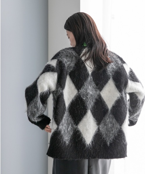 LOWRYS FARM（ローリーズファーム）の「アーガイルシャギーカーディガン　162394（カーディガン/ボレロ・レディース・ブラック/ブルー/イエロー・FREE）」の19枚目の写真