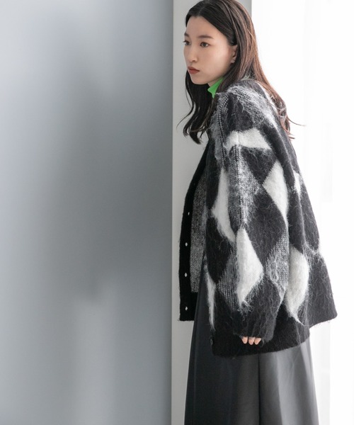 LOWRYS FARM（ローリーズファーム）の「アーガイルシャギーカーディガン　162394（カーディガン/ボレロ・レディース・ブラック/ブルー/イエロー・FREE）」の20枚目の写真