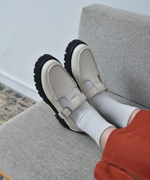 RETRO GIRL（レトロガール）の「カットアウトローファー（ローファー・レディース・ブラック/ナチュラル・MEDIUM/LARGE）」の6枚目の写真