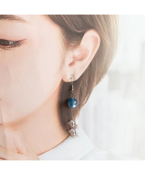tone（トーン）の「【-lensa-】ヴィンテージビーズでゆらゆらピアス(MA)（ピアス（両耳用）・レディース・ブルー・FREE）」の3枚目の写真