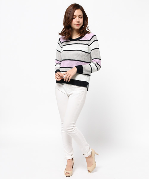 AZUL by moussy（アズールバイマウジー）の「12GA100マルチボーダー長袖PO（ニット/セーター・レディース・グレー系その他/ブラック系その他/パープル系その他・MEDIUM/SMALL）」の7枚目の写真