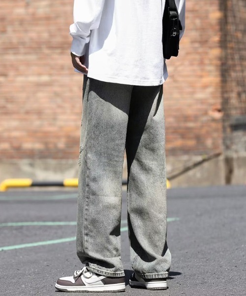 MGV（エムジーヴィー）の「グランジストレートデニム（デニムパンツ