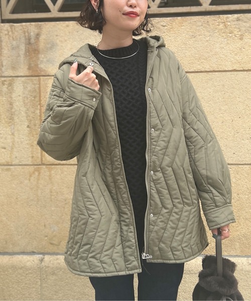 Chez toi（シェトワ）の「ウォッシャブル中綿フードコート（ダウンジャケット/コート・レディース・カーキ/アイボリー・FREE）」の9枚目の写真