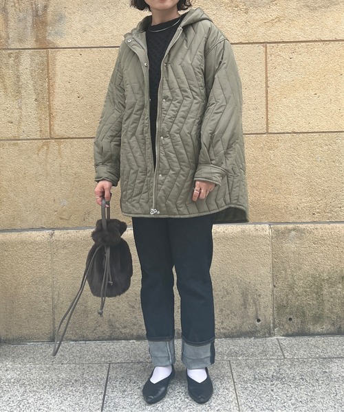 Chez toi（シェトワ）の「ウォッシャブル中綿フードコート（ダウンジャケット/コート・レディース・カーキ/アイボリー・FREE）」の17枚目の写真