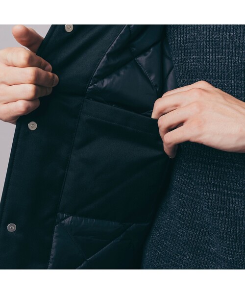 LACOSTE(ラコステ)の「フード付きコーチジャケット(ブルゾン・メンズ・ブラック/ダークグリーン/ネイビー・48/46/50/52)」の11枚目の写真