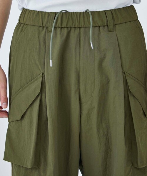 CITY TOKYO（シティトウキョウ）の「SYNTHETICスーパーワイドスラックス（スラックス・メンズ・ブラック/カーキ・1/2）」の19枚目の写真
