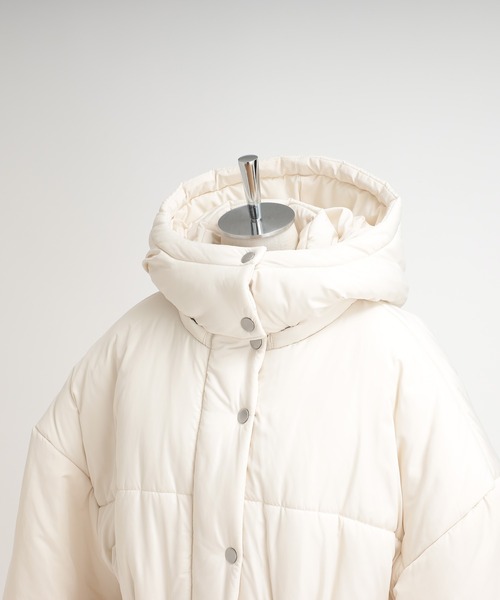 one after another NICE CLAUP(ワンアフターアナザーナイスクラップ)の「【フードの取り外し可能】マルチウェイロングダウンコート(ダウンジャケット/コート・レディース・ブラック/オフホワイト・FREE)」の21枚目の写真