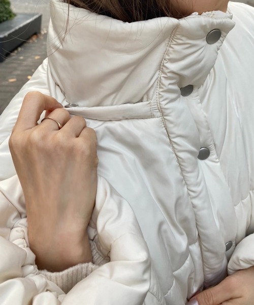 one after another NICE CLAUP(ワンアフターアナザーナイスクラップ)の「【フードの取り外し可能】マルチウェイロングダウンコート(ダウンジャケット/コート・レディース・ブラック/オフホワイト・FREE)」の20枚目の写真