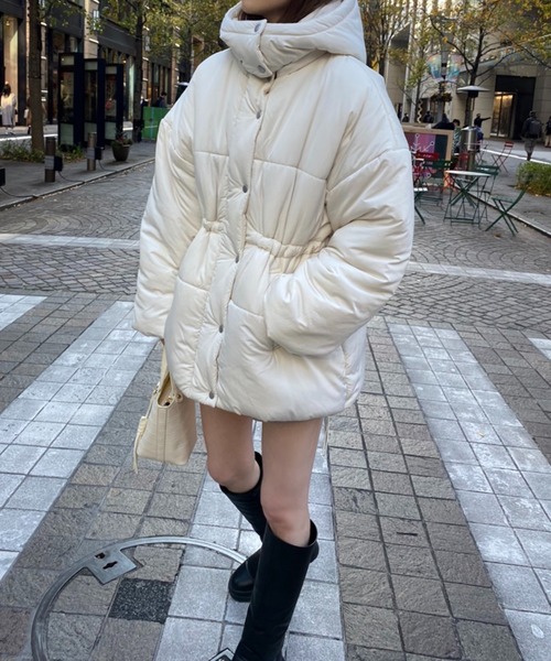 one after another NICE CLAUP(ワンアフターアナザーナイスクラップ)の「【フードの取り外し可能】マルチウェイロングダウンコート(ダウンジャケット/コート・レディース・ブラック/オフホワイト・FREE)」の22枚目の写真