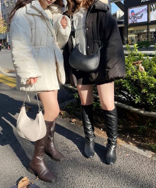 one after another NICE CLAUP(ワンアフターアナザーナイスクラップ)の「【フードの取り外し可能】マルチウェイロングダウンコート(ダウンジャケット/コート・レディース・ブラック/オフホワイト・FREE)」の4枚目の写真