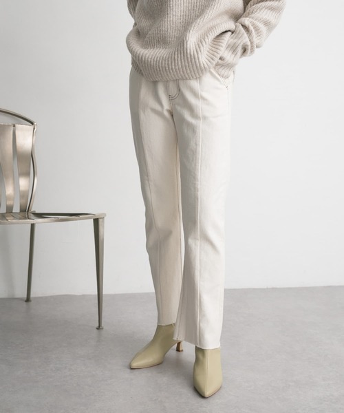 KBF(ケイビーエフ)の「BACKスリットデニム(デニムパンツ・レディース・ライトブルー/ノンウォッシュ/ナチュラル・34/36/38)」の18枚目の写真