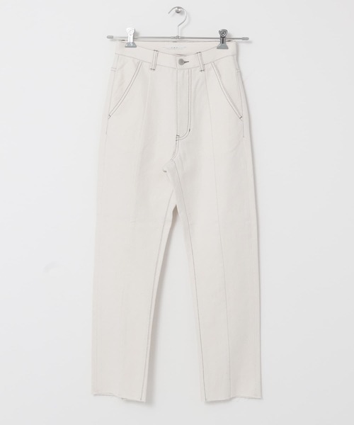 KBF(ケイビーエフ)の「BACKスリットデニム(デニムパンツ・レディース・ライトブルー/ノンウォッシュ/ナチュラル・34/36/38)」の12枚目の写真