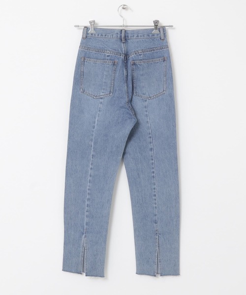 KBF(ケイビーエフ)の「BACKスリットデニム(デニムパンツ・レディース・ライトブルー/ノンウォッシュ/ナチュラル・34/36/38)」の16枚目の写真