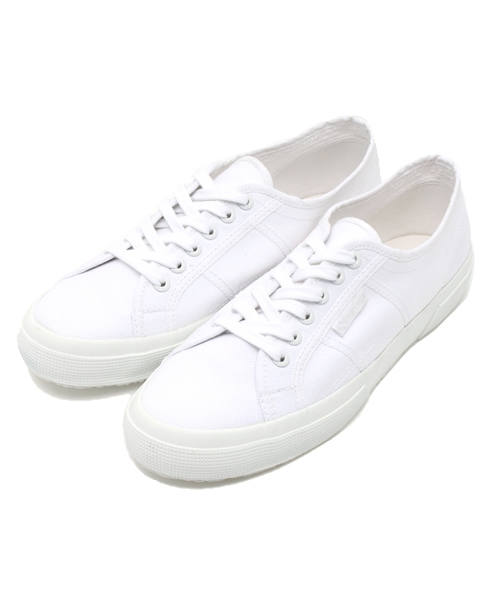 SUPERGA(スペルガ)の「SUPERGA: 『2750 COTU CLASSIC』 キャンバス スニーカー(スニーカー・メンズ・オフホワイト/ブラック・42/44/41/43/40)」の1枚目の写真