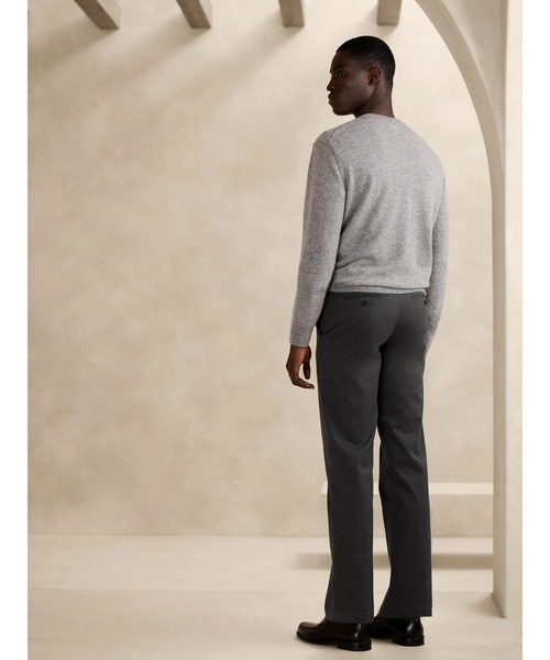 Banana Republic（バナナリパブリック）の「Rapid Movement ストレートチノパンツ（チノパンツ・メンズ・ネイビー/ベージュ/ブラック/ライトブラウン/チャコールグレー・31W 30L/29W 30L/30W 30L/33W 30L/32W 30L/28W 30L/34W 30L）」の8枚目の写真