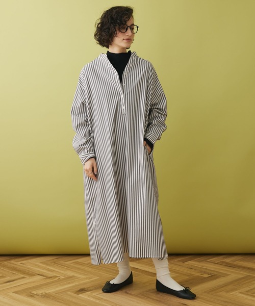 CRAFT STANDARD BOUTIQUE(クラフトスタンダードブティック)の「スキッパーワンピース(ワンピース・レディース・グレー系その他2/サックスブルー系3/ブルー系その他6/オフホワイト/イエロー系その他2・FREE)」の3枚目の写真