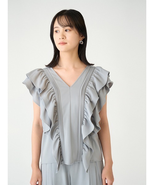 SNIDEL(スナイデル)の「ボリュームラッフルフリルブラウス(シャツ/ブラウス・レディース・ミント/ブラック/アイボリー・FREE)」の5枚目の写真