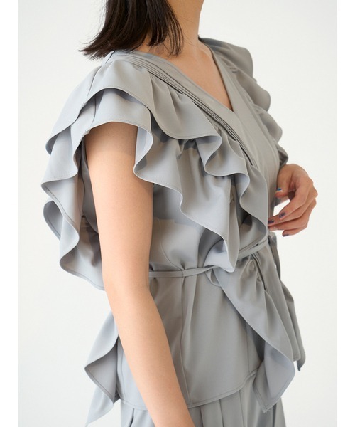 SNIDEL(スナイデル)の「ボリュームラッフルフリルブラウス(シャツ/ブラウス・レディース・ミント/ブラック/アイボリー・FREE)」の20枚目の写真