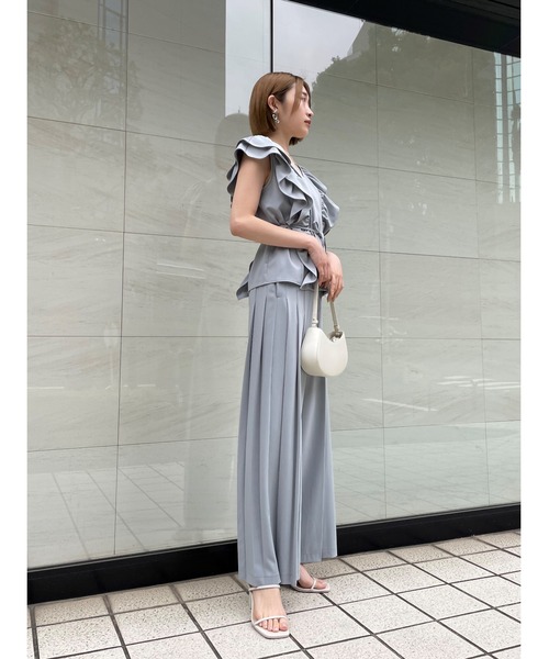 スナイデル♡ボリュームラッフルフリルブラウス♡ SNIDEL（スナイデル）の「ボリュームラッフルフリルブラウス