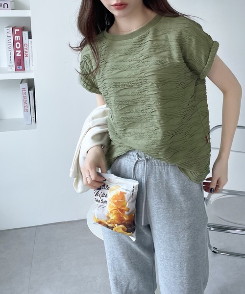 Java(ジャバ)の「《JaVaジャバ コラボ》これ1枚でサマになる!上品見えふくれジャガードフレンチトップス(Tシャツ/カットソー・レディース・カーキ/モカ/アイボリー/ブラック・X-LARGE/SMALL/MEDIUM/LARGE)」の13枚目の写真