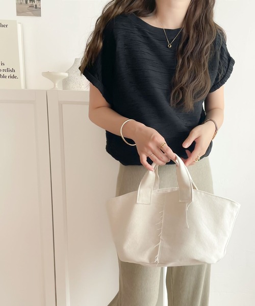 Java(ジャバ)の「《JaVaジャバ コラボ》これ1枚でサマになる!上品見えふくれジャガードフレンチトップス(Tシャツ/カットソー・レディース・カーキ/モカ/アイボリー/ブラック・X-LARGE/SMALL/MEDIUM/LARGE)」の7枚目の写真