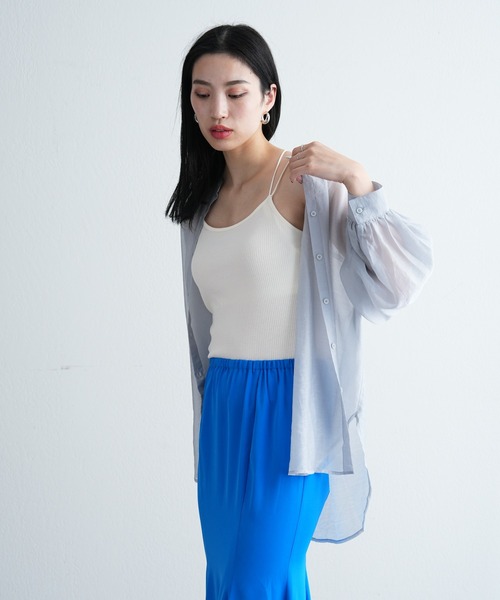 COLONY 2139(コロニートゥーワンスリーナイン)の「カップ付きリブバッククロスキャミソール(キャミソール・レディース・モカ/ブラック/アイボリー・SMALL/LARGE/MEDIUM)」の21枚目の写真