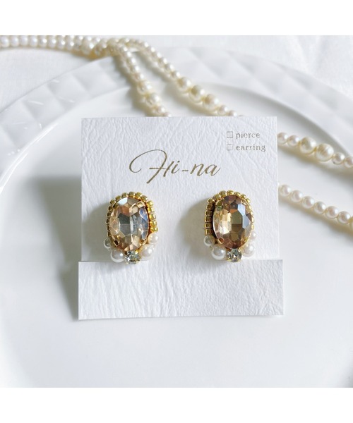 tone(トーン)の「【Hi-na】ビジューとビーズの刺繡アクセサリー イヤリング(MA)(イヤリング・レディース・オレンジ/クリアブラック/クリア/その他/ベージュ・FREE)」の1枚目の写真