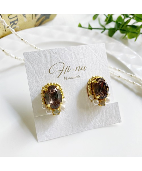 tone(トーン)の「【Hi-na】ビジューとビーズの刺繡アクセサリー イヤリング(MA)(イヤリング・レディース・オレンジ/クリアブラック/クリア/その他/ベージュ・FREE)」の2枚目の写真