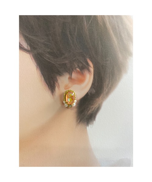 tone(トーン)の「【Hi-na】ビジューとビーズの刺繡アクセサリー イヤリング(MA)(イヤリング・レディース・オレンジ/クリアブラック/クリア/その他/ベージュ・FREE)」の6枚目の写真