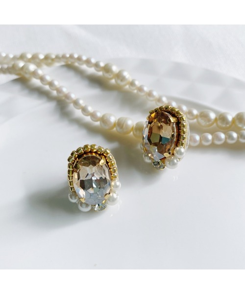 tone(トーン)の「【Hi-na】ビジューとビーズの刺繡アクセサリー イヤリング(MA)(イヤリング・レディース・オレンジ/クリアブラック/クリア/その他/ベージュ・FREE)」の22枚目の写真