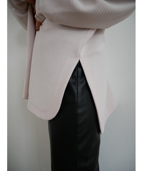 TRUNC（トランクエイティーエイト）の「Ripple Keyneck Pullover（その他トップス・レディース・ブラック/アイボリー・FREE）」の8枚目の写真