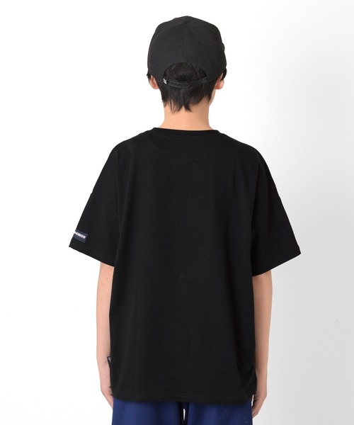 GLAZOS（グラソス）の「【DC】アーチロゴプリントビッグ半袖Tシャツ（Tシャツ/カットソー・キッズ・ホワイト/グリーン/エンジ/ブラック・150cm/160cm）」の7枚目の写真