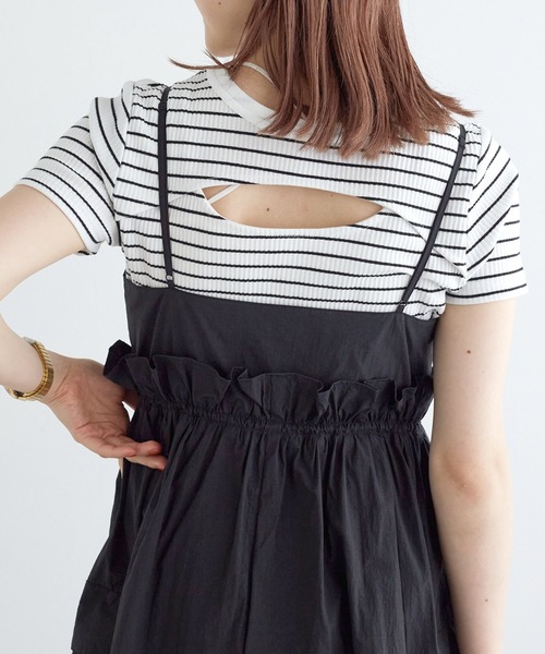 w closet(ダブルクローゼット)の「【前後2WAY】カットアウトリブプルオーバー(Tシャツ/カットソー・レディース・ブラック/オフホワイト/ホワイト×ブラック/イエロー系その他・FREE)」の2枚目の写真