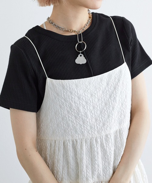 w closet(ダブルクローゼット)の「【前後2WAY】カットアウトリブプルオーバー(Tシャツ/カットソー・レディース・ブラック/オフホワイト/ホワイト×ブラック/イエロー系その他・FREE)」の15枚目の写真