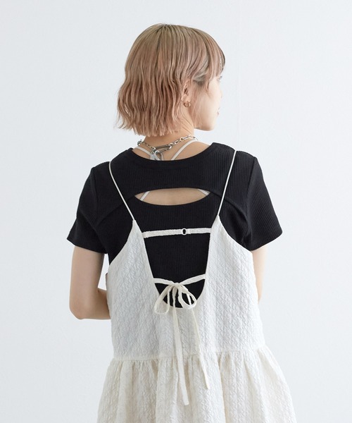 w closet(ダブルクローゼット)の「【前後2WAY】カットアウトリブプルオーバー(Tシャツ/カットソー・レディース・ブラック/オフホワイト/ホワイト×ブラック/イエロー系その他・FREE)」の5枚目の写真