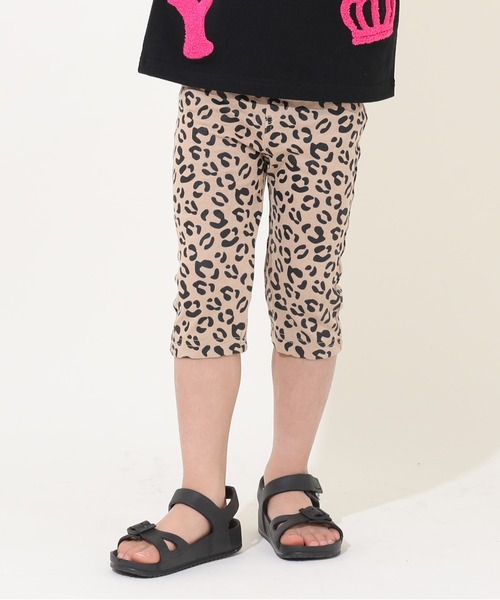 BABYDOLL（ベビードール）の「通販限定カラーあり ウルトラストレッチ6分丈ハーフパンツ [総柄] 6520K（その他パンツ・キッズ・ブラック系1/ブラック系その他/オレンジ/ピンク系その他7/ブラック×ホワイト/イエロー×グリーン/スカイブルー系1/チャコールグレー/ブラック系2/ストーン/ネイビー/ベビーピンク/バイオレット/ダークブラウン系/ホワイト/イエロー/ベージュ/オフホワイト/ホワイト系その他2/ホワイト系その他/ベージュ系その他/ゴールド・100cm/120cm/130cm/80ｃｍ/90cm/110cm/140cm/150cm）」の12枚目の写真