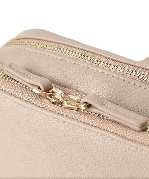 UNTITLED(アンタイトル)の「◆2wayマルチポシェット(ショルダーバッグ・レディース・ブラック/アイボリー/サンドベージュ・99)」の15枚目の写真