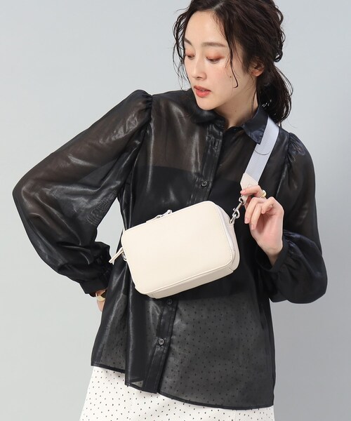 UNTITLED(アンタイトル)の「◆2wayマルチポシェット(ショルダーバッグ・レディース・ブラック/アイボリー/サンドベージュ・99)」の21枚目の写真