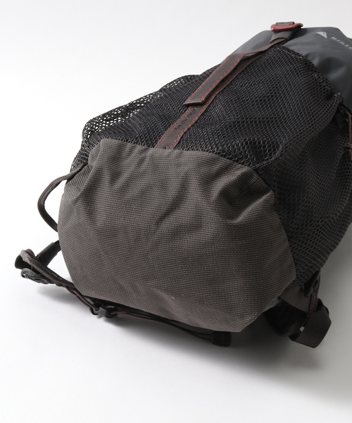 KLATTERMUSEN(クレッタルムーセン)の「【KLATTERMUSEN / クレッタルムーセン】Fjorm 18L(バックパック/リュック・メンズ・ブラック・FREE)」の5枚目の写真