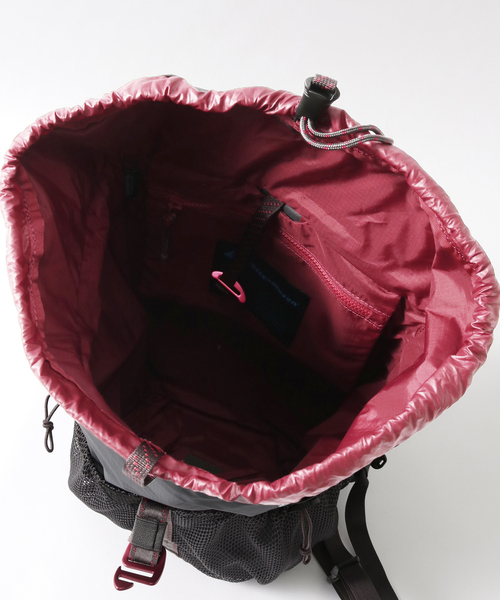 KLATTERMUSEN(クレッタルムーセン)の「【KLATTERMUSEN / クレッタルムーセン】Fjorm 18L(バックパック/リュック・メンズ・ブラック・FREE)」の9枚目の写真