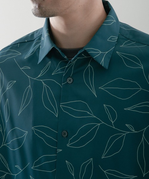 ITEMS URBANRESEARCH(アイテムズ アーバンリサーチ)の「リーフプリント ロングスリーブシャツ(シャツ/ブラウス・メンズ・グリーン/ベージュ/ネイビー・MEDIUM/LARGE)」の20枚目の写真