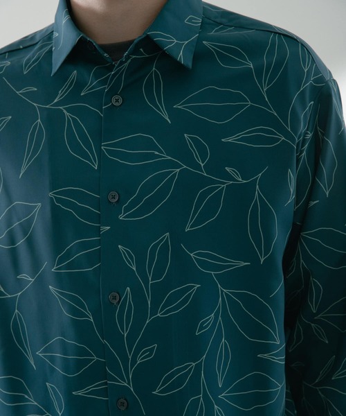 ITEMS URBANRESEARCH(アイテムズ アーバンリサーチ)の「リーフプリント ロングスリーブシャツ(シャツ/ブラウス・メンズ・グリーン/ベージュ/ネイビー・MEDIUM/LARGE)」の21枚目の写真