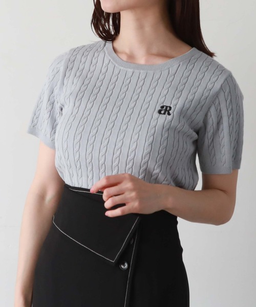 archives(アルシーヴ)の「コンパクトケーブルニット(ニット/セーター・レディース・ブラック/アイボリー/ブルーグレー/オレンジ/ブラウン・MEDIUM)」の4枚目の写真