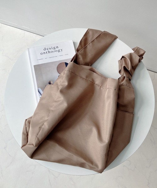 AS KNOW AS plus(アズノゥアズプラス)の「○ノットショルダーバッグ(ショルダーバッグ・レディース・アイボリー/ブラック/ピンク/ベージュ・FREE)」の9枚目の写真