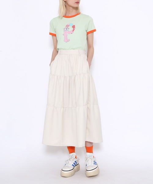 PUNYUS（プニュズ）の「2WAYサロペットティアードワンピース（ワンピース・レディース・ブラック/サックスブルー/アイボリー・3/4/1/2）」の5枚目の写真