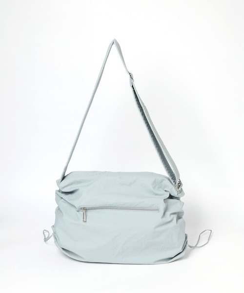 GLOBAL WORK（グローバルワーク）の「撥水軽量変形ショルダー/908118（ショルダーバッグ・レディース・アイボリー/ブラック/ライトブルー/ライトグリーン・FREE）」の19枚目の写真